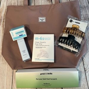 Fab Fit Fun Extras in Herschel Tote Bag